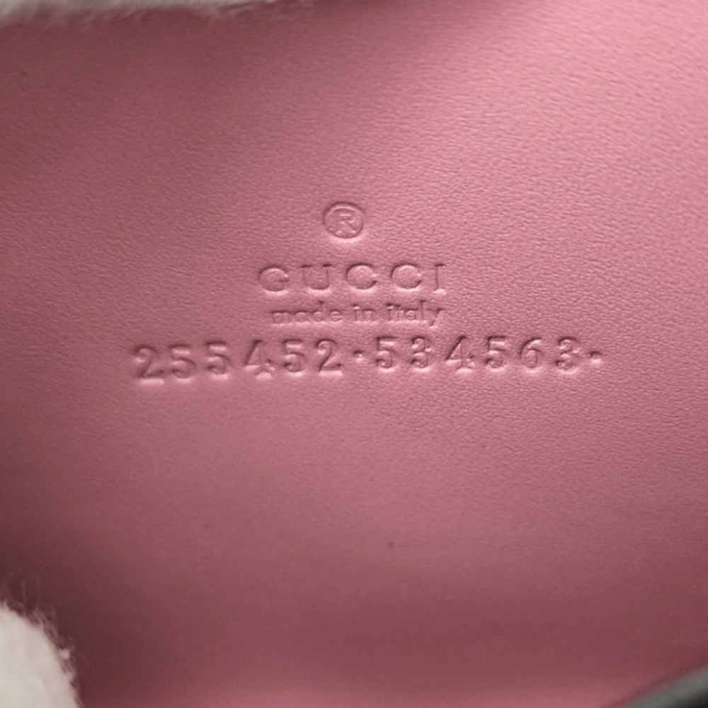 Gucci Pink Guccissima Leather Ziparound Wallet EUC - Picture 4 of 9